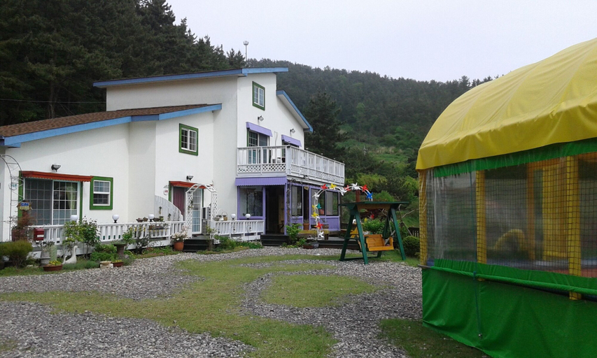 Exterior & Views 2, Goseong Sunshine Home Pension, Goseong