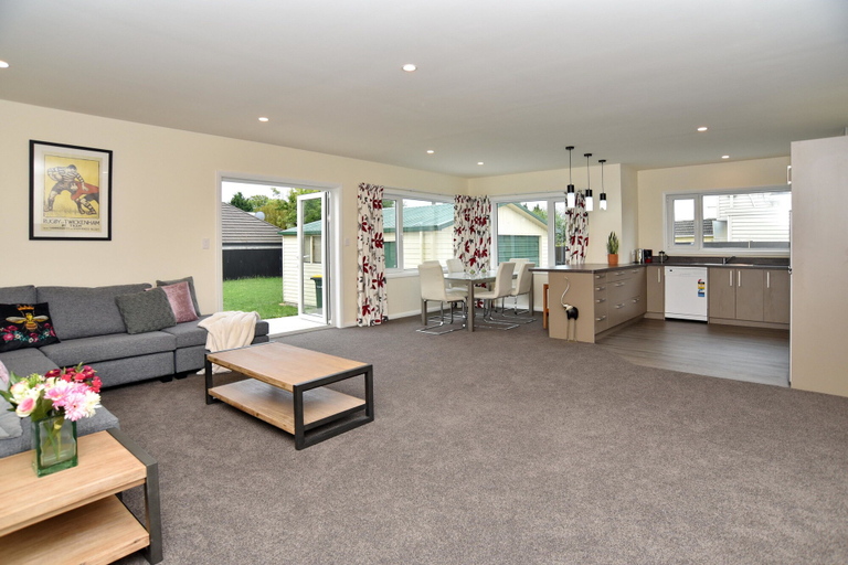 Public Area 4, Weston Villa, Christchurch