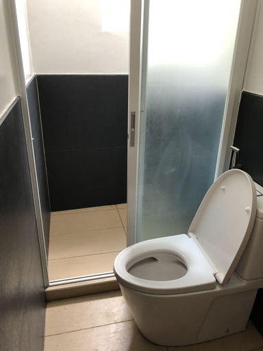 Bathroom 5, SG Tourist Inn, El Nido