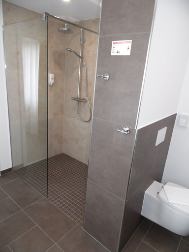 Bathroom 4, Waldhotel Seelow, Märkisch-Oderland