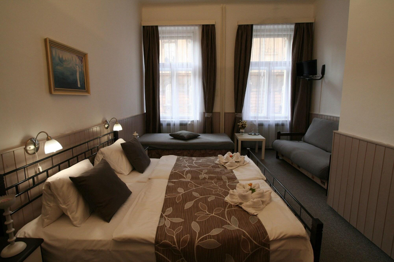 Bedroom 4, Anette, Praha 5