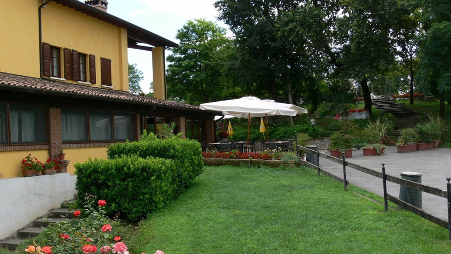 Exterior & Views 2, Agriturismo Tenuta Le Sorgive, Mantua