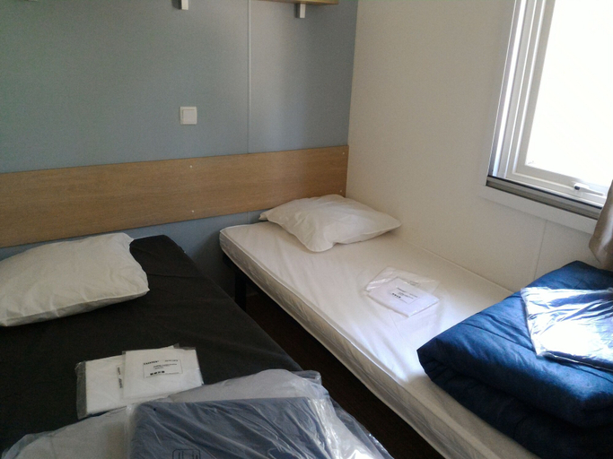 Bedroom 5, Camping Les Sables, Ardèche