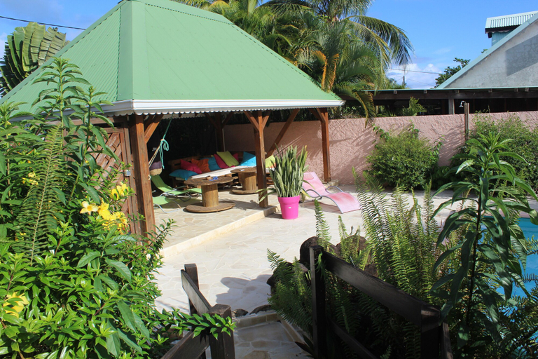 Others 5, Gites villa bagatelle piscine et Plage a 900m, Sainte-Rose