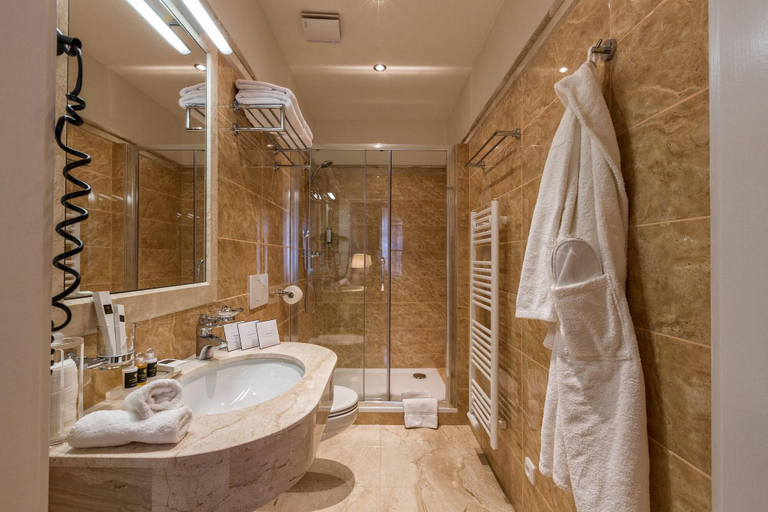 Bathroom 4, Residence U Malvaze, Praha 1