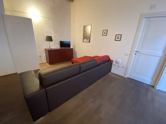 Public Area 3, Locanda Torriani, Cremona