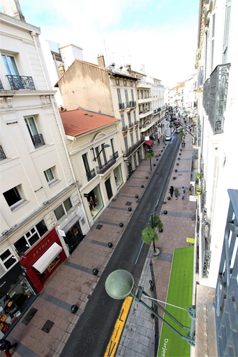 Others 4, Cosy apartment 27 m2 in rue d'Antibes and Croisette, Alpes-Maritimes