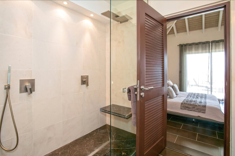 Bathroom, Villa Anegada