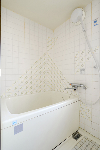 Bathroom 3, Nipponbashi Super House, Osaka