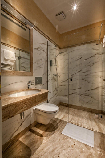 Bathroom 4, Residence U Malvaze, Praha 1