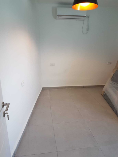 Bedroom 3, AirTLV Hatikva Apartments