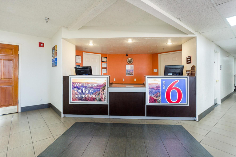 Public Area 3, Motel 6 Williams, AZ - West - Grand Canyon, Coconino