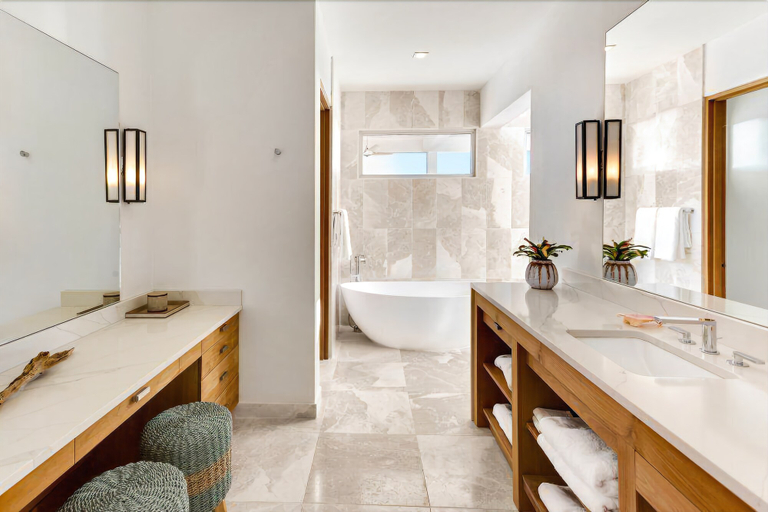 Bathroom, Villa Kandara