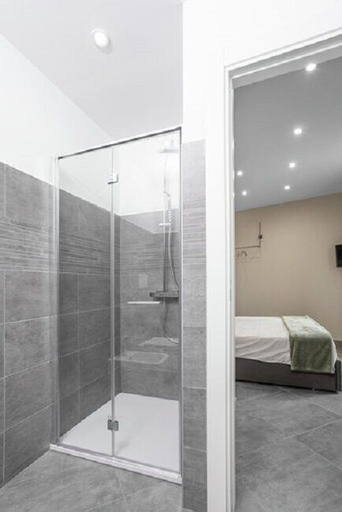 Bathroom 5, VIVERONE LAKE ROOMS, Biella