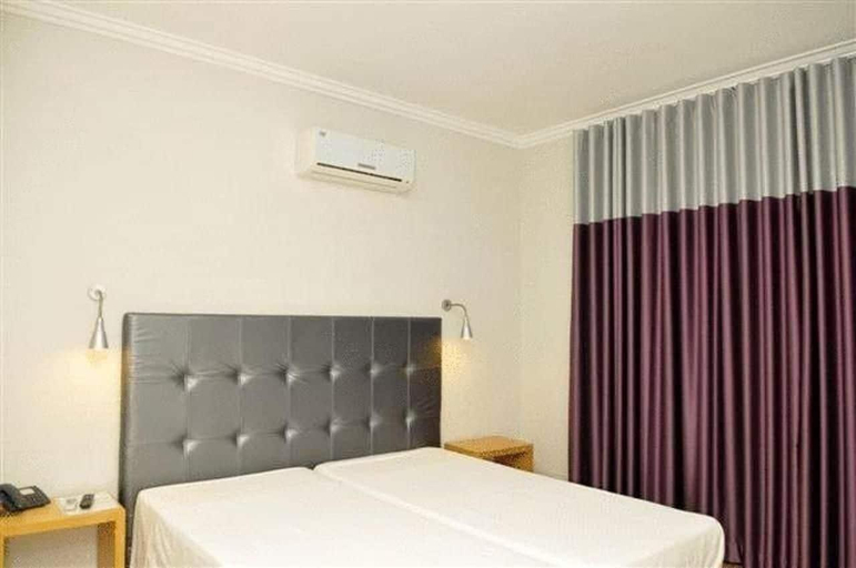 Bedroom 3, Hotel Capital, Lisbon