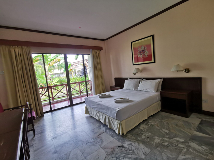 OYO 89972 Borneo Paradise Beach Hotel, Papar