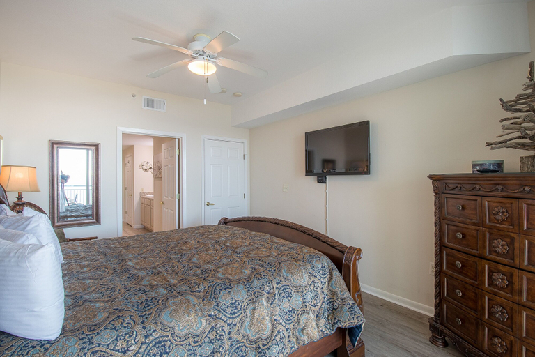 Bedroom 3, Legacy I 503 Deluxe, Harrison