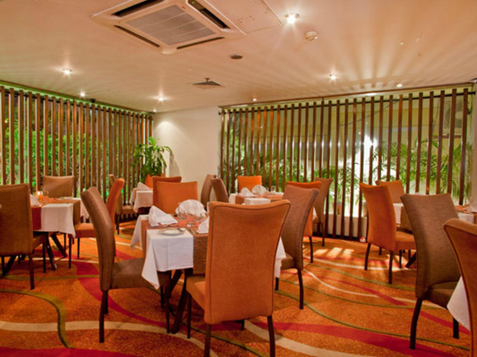 Food & Drinks 5, Lakeshore Hotel & Apartments, Dhaka