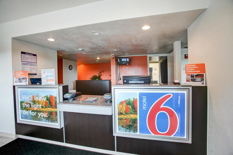 Public Area 3, Motel 6 Elkton, MD, Cecil