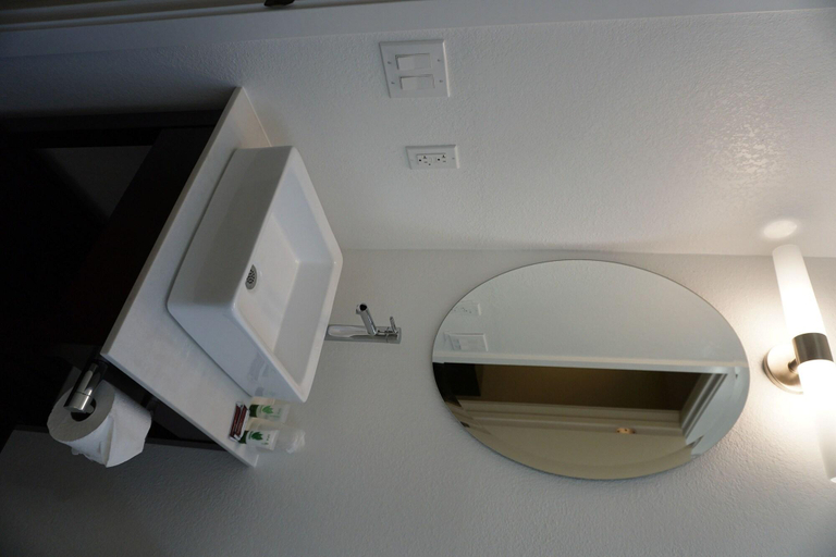 Bathroom 4, LiA Hotel, San Mateo
