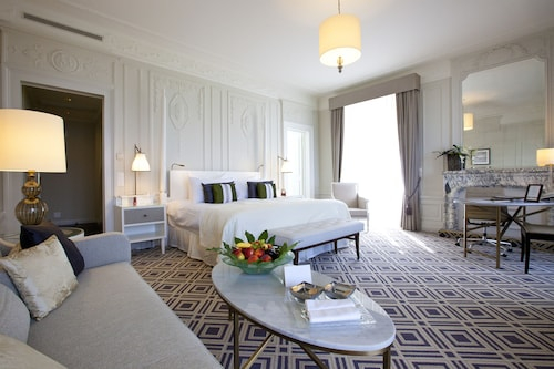 Fairmont Le Montreux Palace, Pays-d'Enhaut