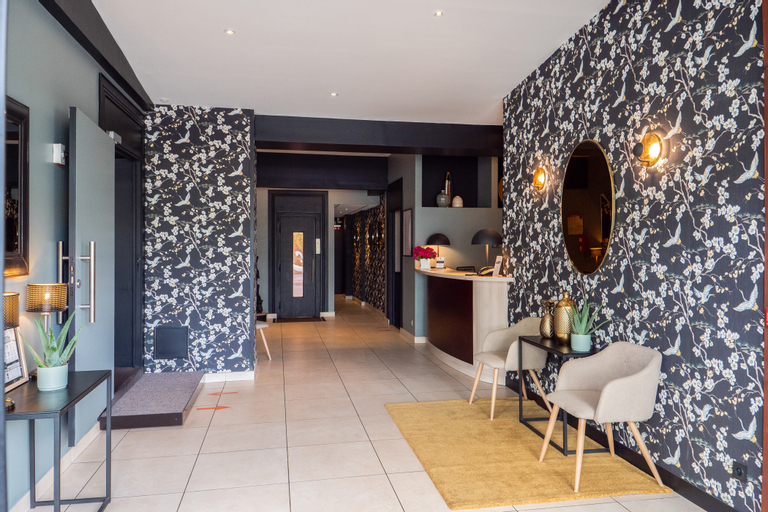 Public Area 2, Logis Hôtel Du Boeuf Couronné, Eure-et-Loir