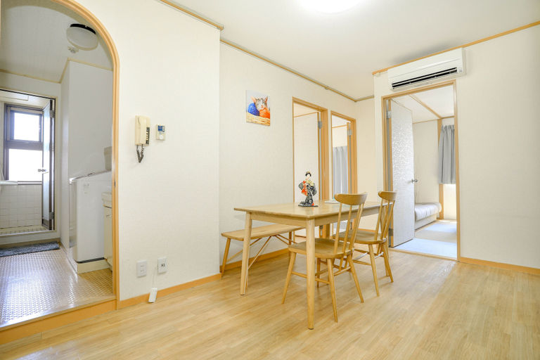 Others 5, Nipponbashi Super House, Osaka