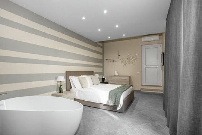 Bedroom 4, VIVERONE LAKE ROOMS, Biella