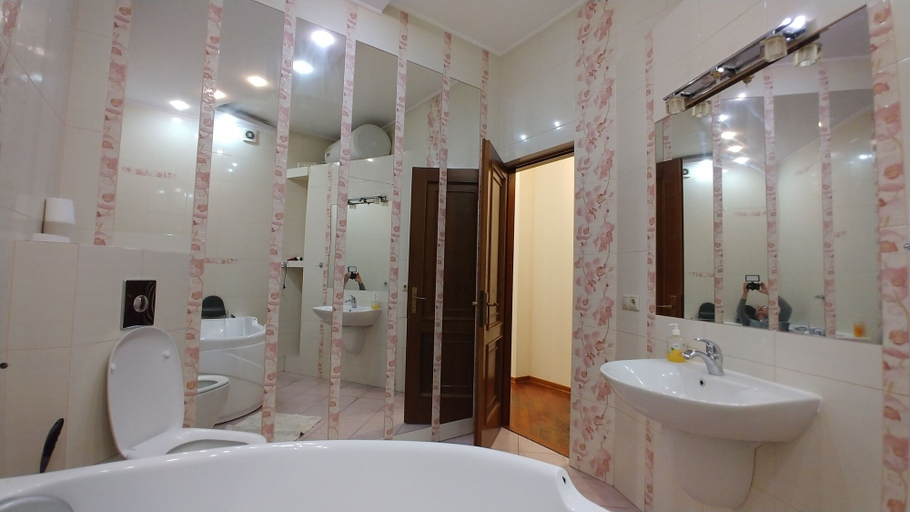 Bathroom 4, Kiev Rent Apartments, Shevchenkivs'kyi