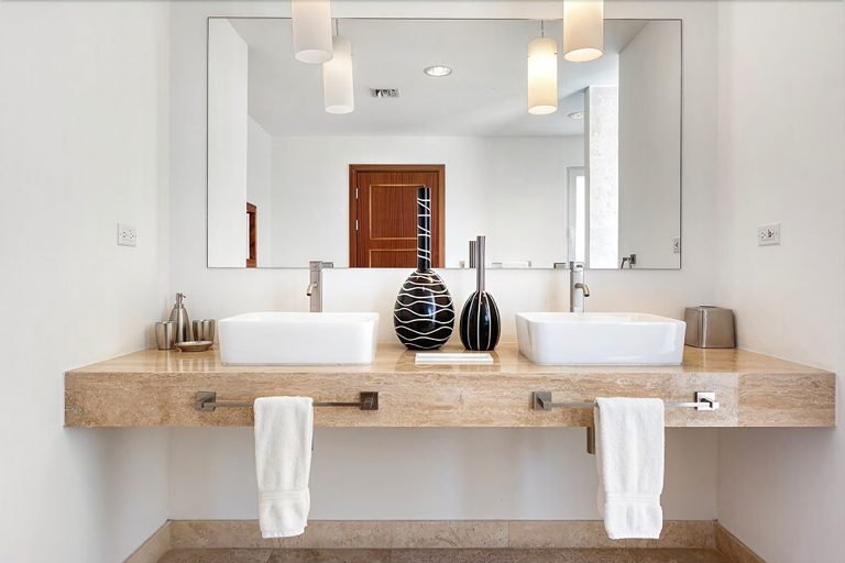 Bathroom 4, Villa Mumbai