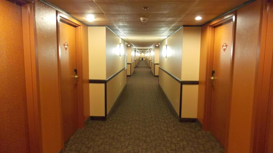 Public Area 3, Avi Resort & Casino, Clark