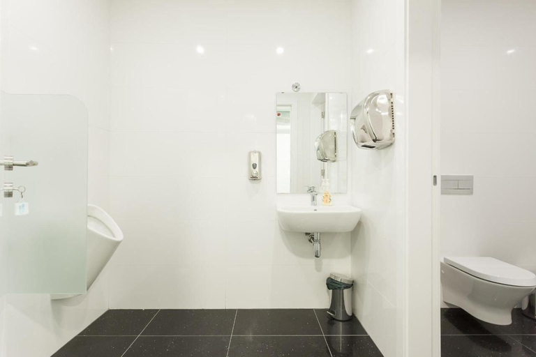 Bathroom 5, Hotel Capital, Lisbon