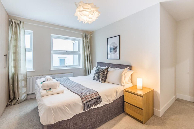 Bedroom 3, Luxurious Modern One Bedroom Apartment, Surrey
