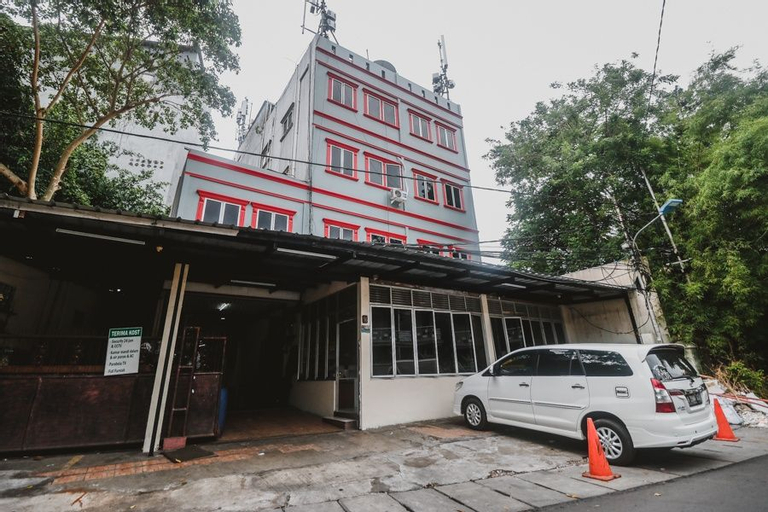 RedDoorz near Lokasari Mangga Besar 7, West Jakarta