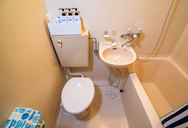 Bathroom 3, A0 Kinshichou 202, Sumida