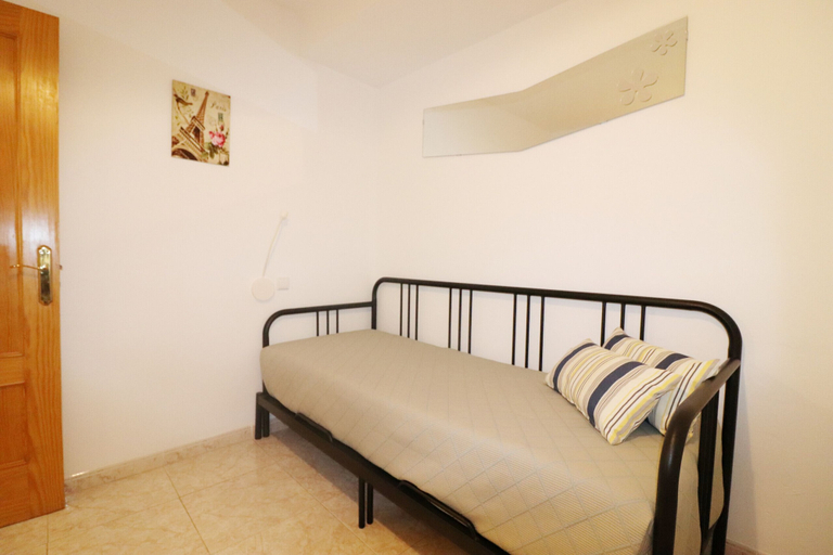 Bedroom 2, 1136 Apartment Blue, Málaga
