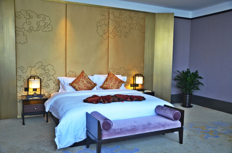 Bedroom 3, Slender West Lake Hot Spring Resort, Yangzhou