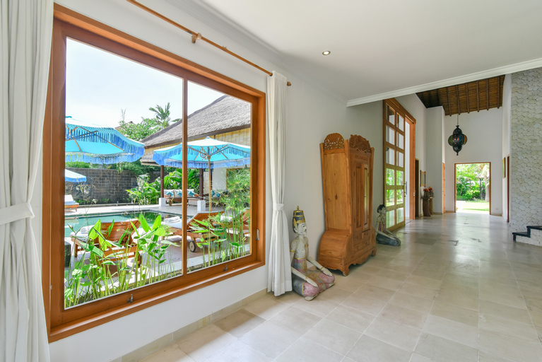 Villa Brongbong Pantai, Buleleng