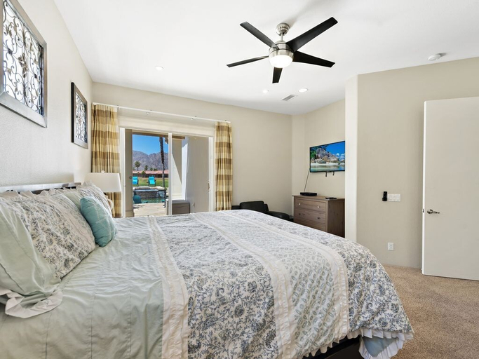 Bedroom 4, 3BR PGA West Pool Home by ELVR - 54899, Riverside