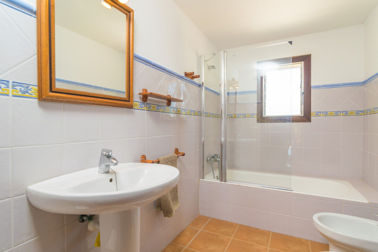 Bathroom 4, S'estret - Villa With Private Pool. Free Wifi, Baleares