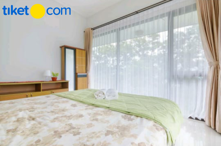 Bedroom, The "V" Villa Sentul City, Bogor