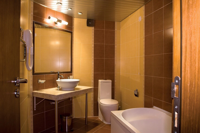 Bathroom 5, Hotel Skalite, Belogradchik