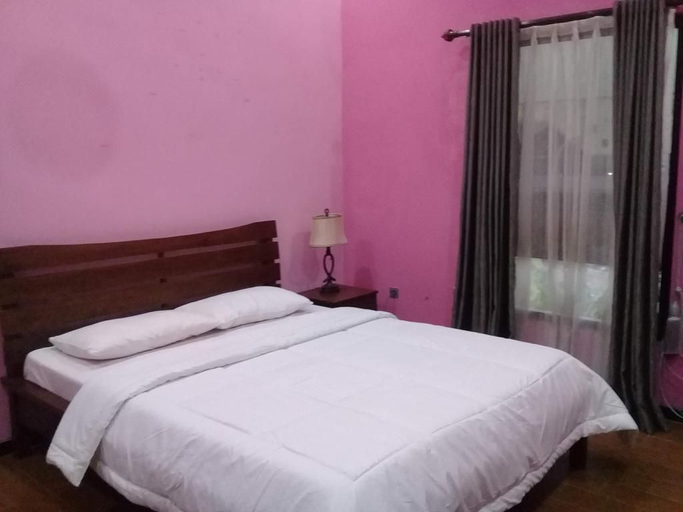 Bedroom 3, D Mishel Homestay, Malang