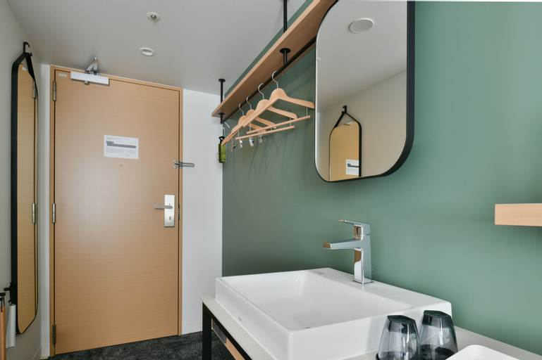 Bathroom 9