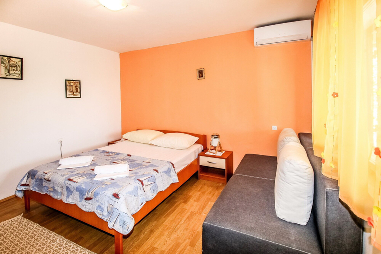 Bedroom 3, Apartments Ivana, Trpanj