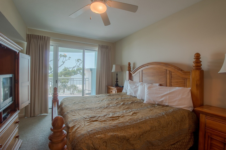 Bedroom 3, Legacy II 302, Harrison