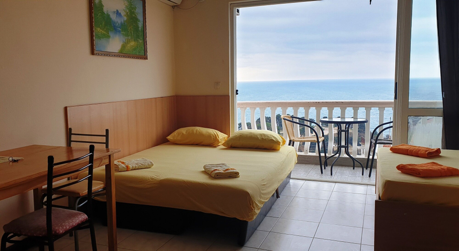 Bedroom 4, Adriatik pansion and apartments