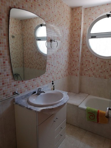 Bathroom 5, Delfines III Bl.v Esc. 1 Bajo pta 1, Valencia
