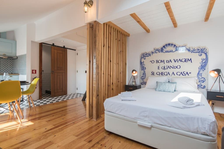 Bedroom 2, Sunny Studio in City Center, Lisbon