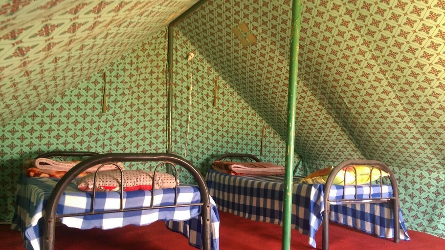 Bedroom 3, Wahiba Bedouin Rustic Camp, Biddiya